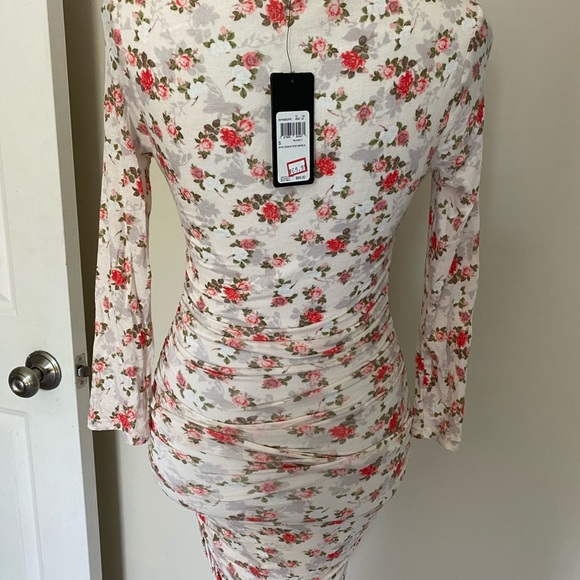 Guess dress - Picture 2 of 5